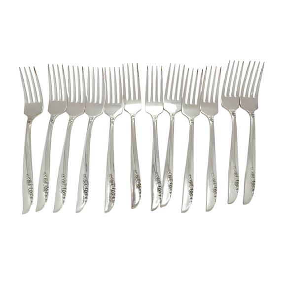 ONEIDA LTD. 1881 ROGERS Lilac Time Pattern Silverplate Flatware 73 Piece Set - Picture 11 of 16